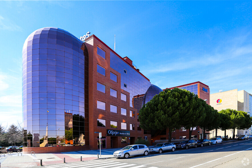 Paseo De Las Doce Estrellas, 2, Madrid, Madrid en alquiler - Foto del edificio - Imagen 2 de 4