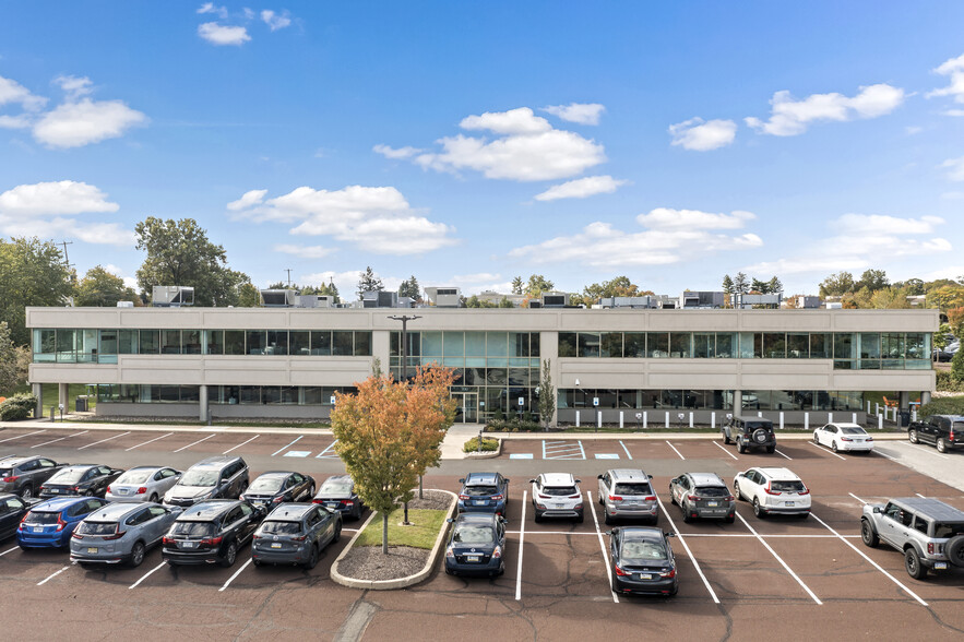 700 Dresher Rd, Horsham, PA en alquiler - Foto del edificio - Imagen 1 de 21