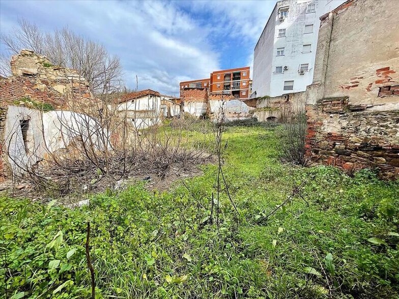 Terreno en Plasencia en venta - Foto del edificio - Imagen 3 de 13
