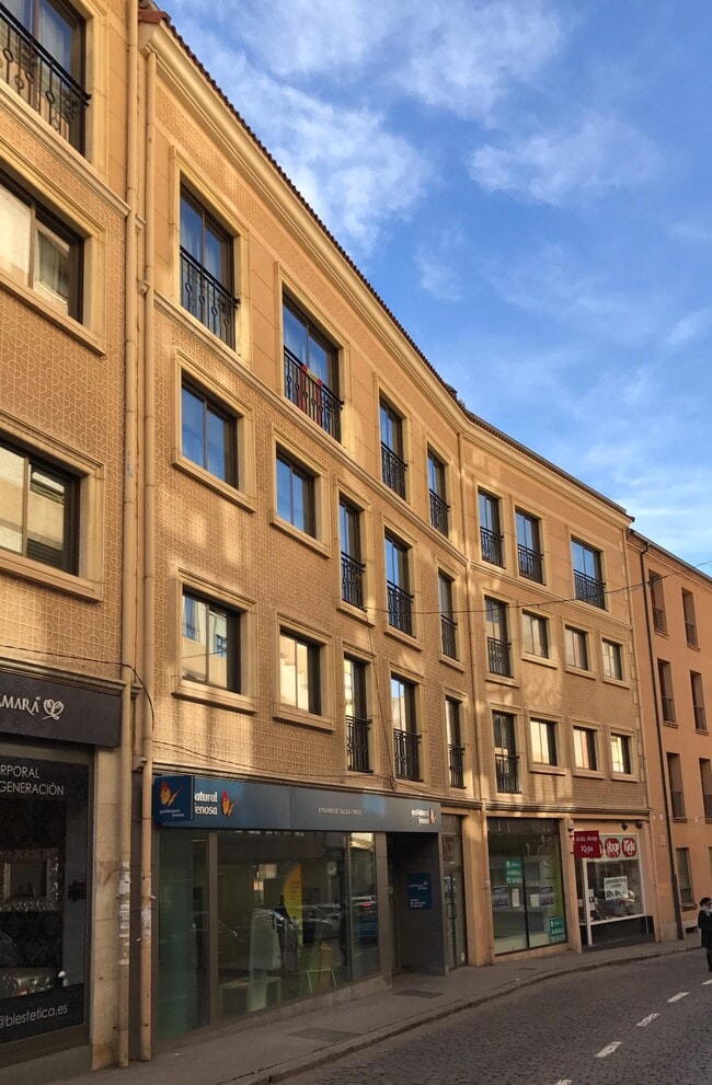 Más detalles de Edificio residencial​ en venta