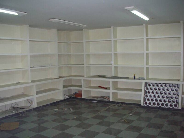 Local en SEVILLA en venta - Foto del interior - Imagen 3 de 7