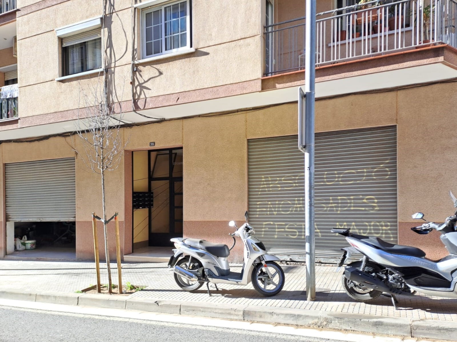 Local en Esplugues de Llobregat, Barcelona en alquiler Foto del interior- Imagen 1 de 10