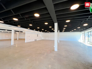 7961 W 3rd St, Los Angeles, CA en alquiler Foto del interior- Imagen 1 de 9