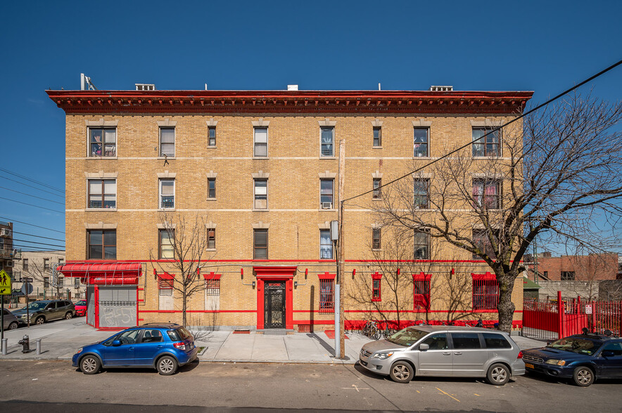 903 35th Ave, Long Island City, NY en alquiler - Foto del edificio - Imagen 2 de 4