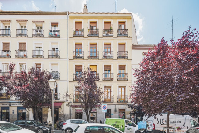 Más detalles de Calle De Miguel Servet, 15, Madrid - Edificio residencial​ en venta