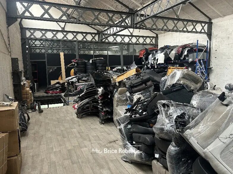 Oficina en Vénissieux en alquiler - Foto del edificio - Imagen 3 de 5