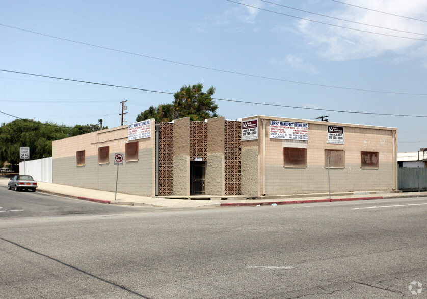 12637 S Main St, Los Angeles, CA en alquiler - Foto del edificio - Imagen 1 de 13