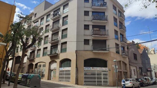 Más detalles de Carrer Orosi, 1, Tarragona - Edificio residencial​ en venta