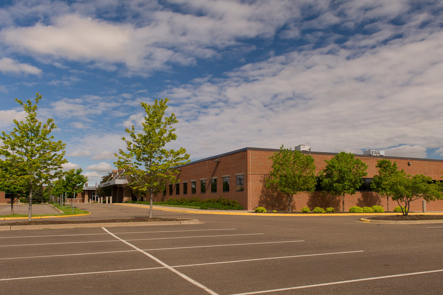 1500-1550 W Highway 36, Roseville, MN en alquiler - Foto del edificio - Imagen 1 de 7