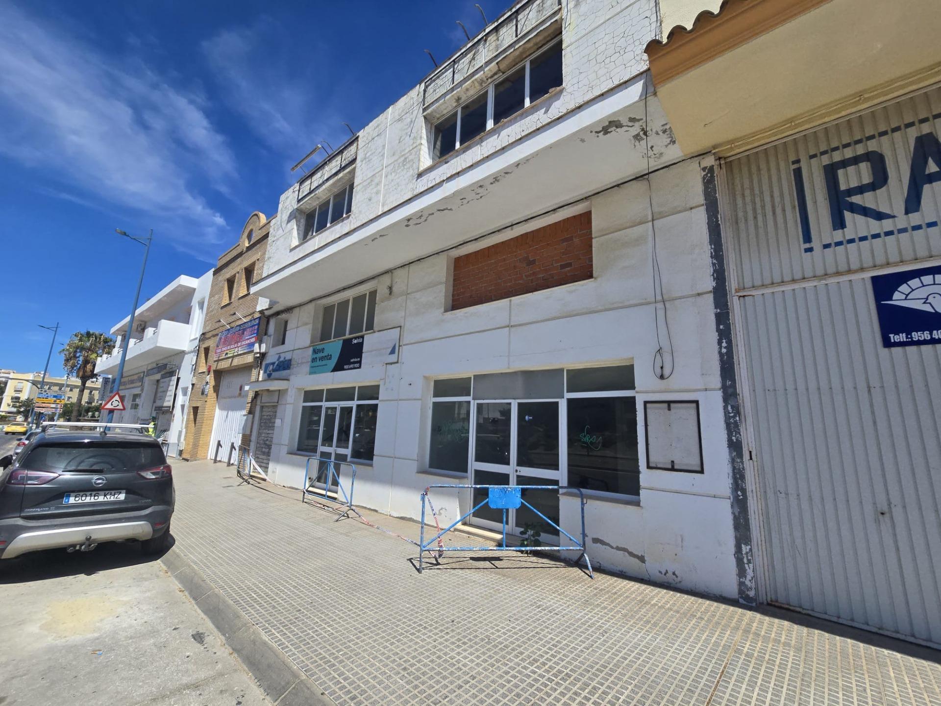 Nave en Chiclana de la Frontera, Cádiz en venta Foto del edificio- Imagen 1 de 13