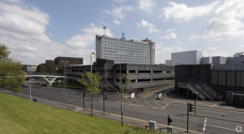 300 Cornwall St, East Kilbride en alquiler - Foto del edificio - Imagen 2 de 3