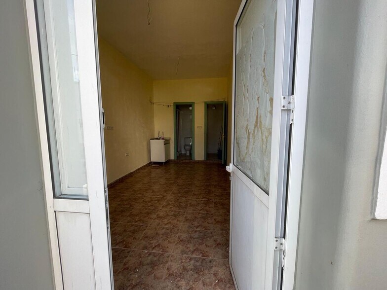 Local en Ferrol en venta - Foto del interior - Imagen 2 de 11