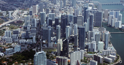 2 S Biscayne Blvd, Miami, FL - VISTA AÉREA  vista de mapa - Image1