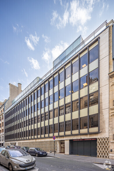 7 Rue De Bucarest, Paris en alquiler - Foto del edificio - Imagen 2 de 8