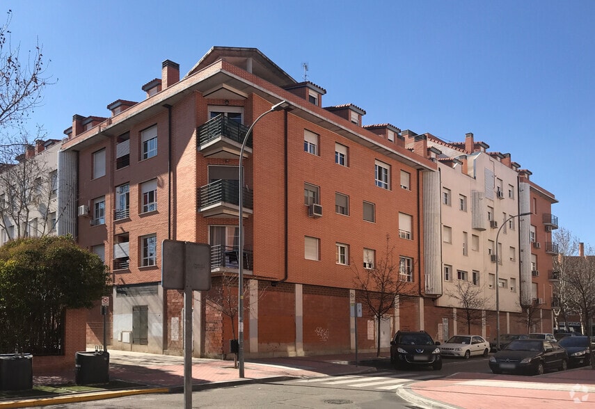 Avenida Fresnos, 25, Torrejón de Ardoz, Madrid en venta - Foto principal - Imagen 1 de 2