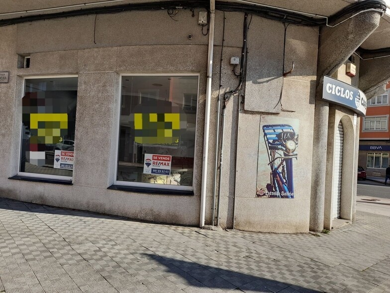 Local en Cedeira en venta - Foto del edificio - Imagen 2 de 12