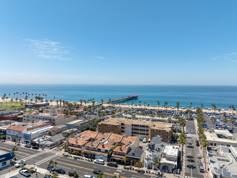 611 E Balboa Blvd, Newport Beach, CA en venta - Foto del edificio - Imagen 3 de 27