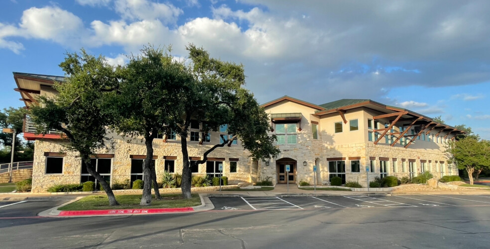 3821 Juniper Trace, Bee Cave, TX en alquiler - Foto del edificio - Imagen 1 de 14