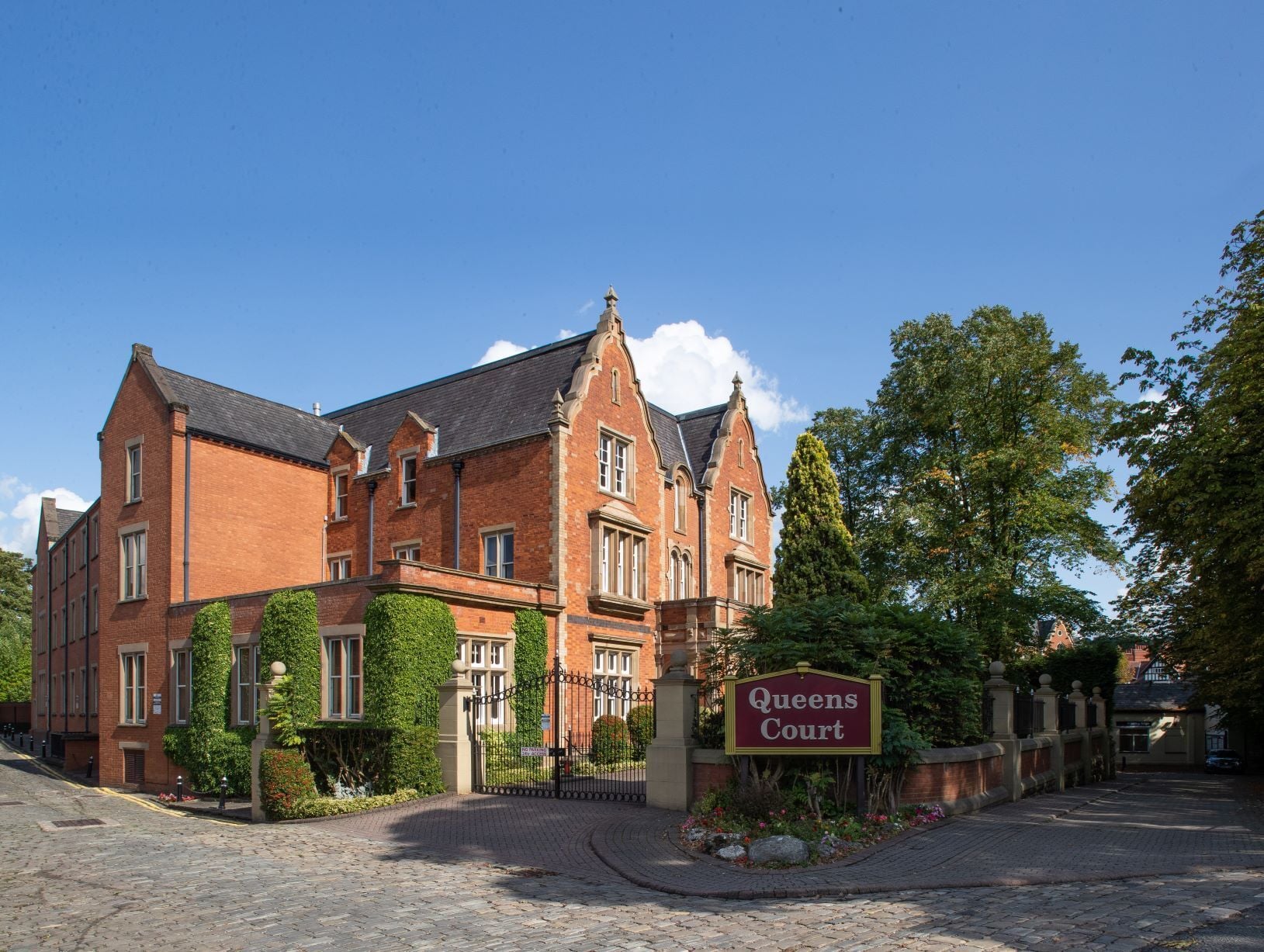 Wilmslow Rd, Alderley Edge en alquiler Foto del edificio- Imagen 1 de 6