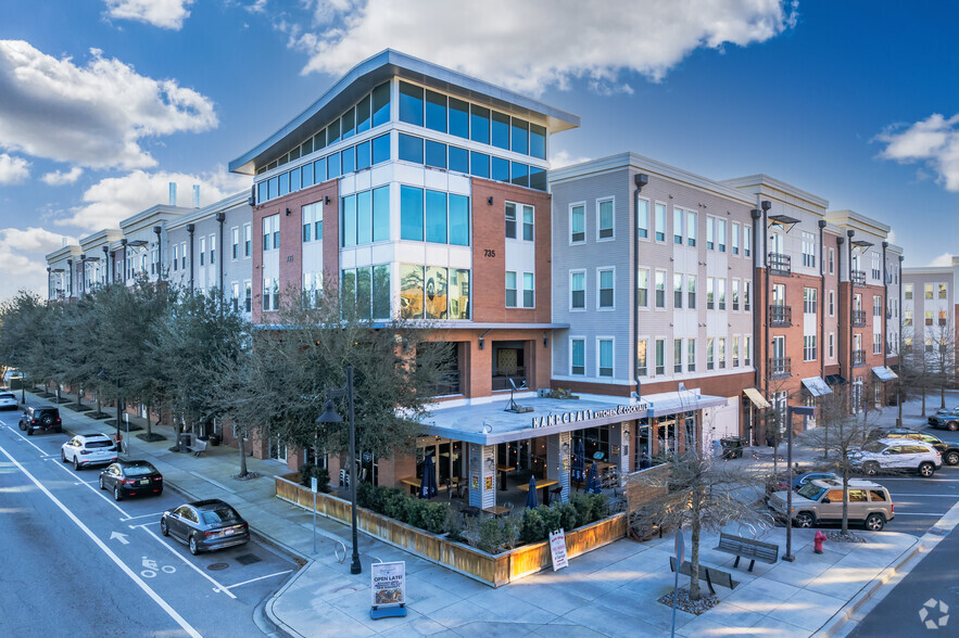 725-735 Coleman Blvd, Mount Pleasant, SC en alquiler - Foto del edificio - Imagen 1 de 9