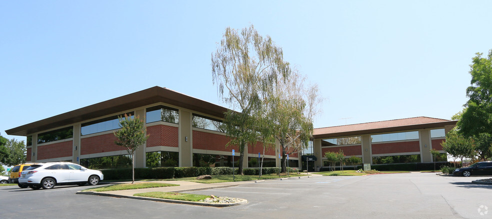 7601 Hospital Dr, Sacramento, CA en venta - Foto principal - Imagen 1 de 7