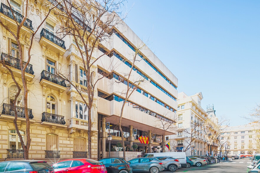 Calle de Alfonso XI, 6, Madrid, Madrid en alquiler - Foto del edificio - Imagen 2 de 4