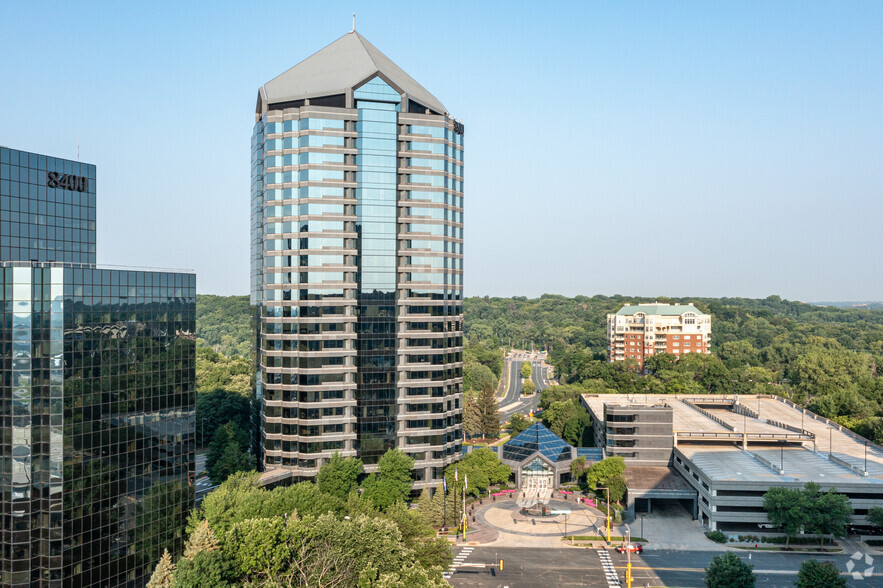 8500 Normandale Lake Blvd, Bloomington, MN en alquiler - Foto del edificio - Imagen 3 de 27