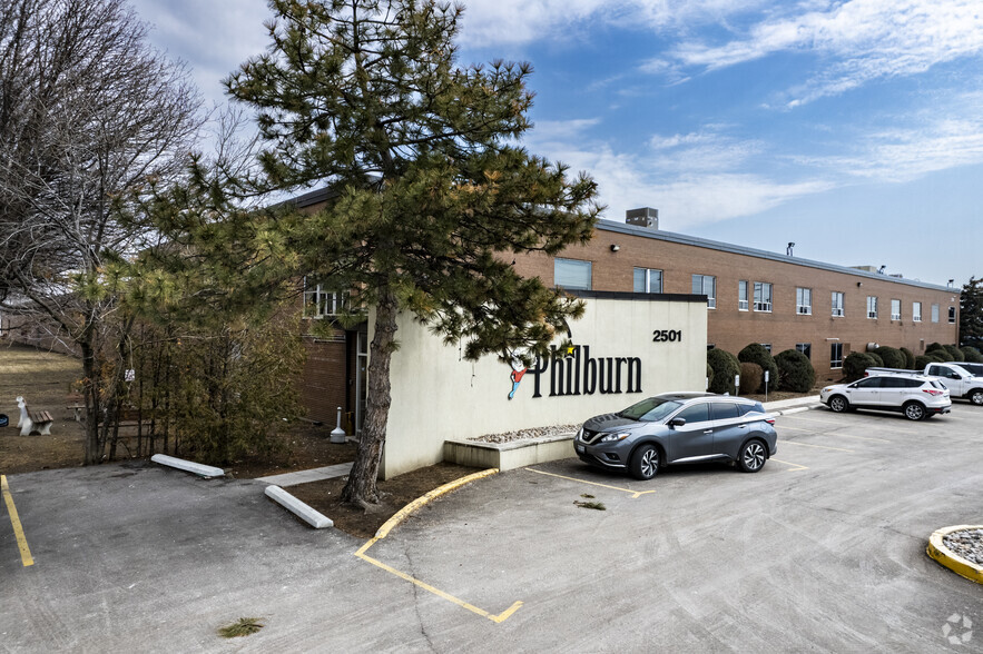 2501 Stanfield Rd, Mississauga, ON en venta - Foto principal - Imagen 1 de 2