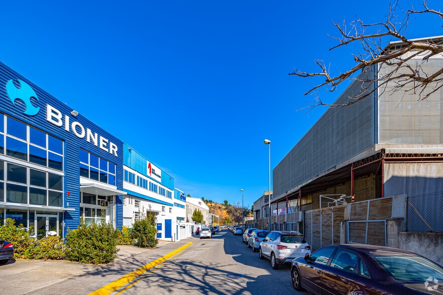 Carrer de l'Espigolera, 21, Sant Just Desvern, Barcelona en venta - Foto del edificio - Imagen 2 de 7