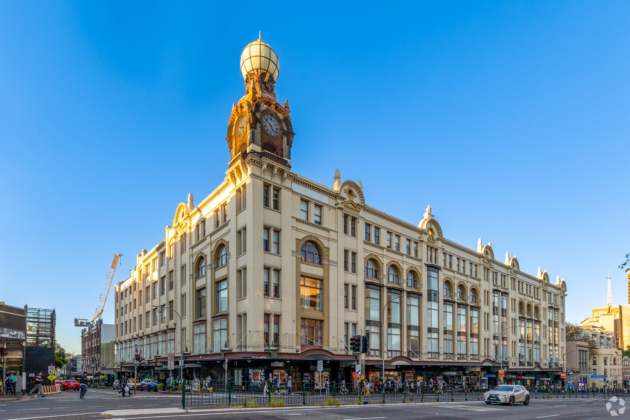 185-211 Broadway, Ultimo en alquiler Foto principal- Imagen 1 de 7