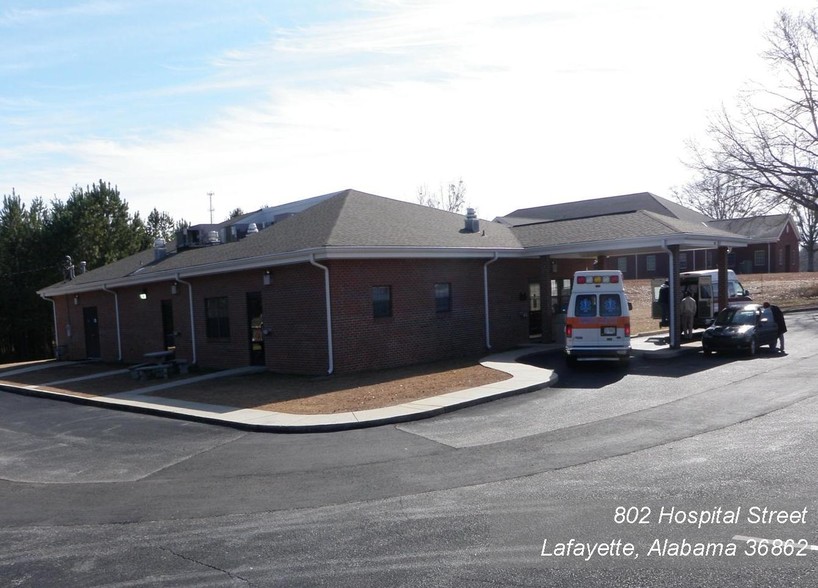 802 Hospital St, Lafayette, AL en alquiler - Foto principal - Imagen 1 de 2