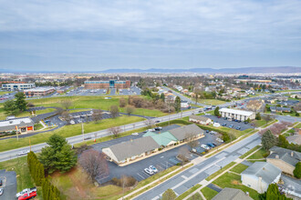 320 Abington Dr, Wyomissing, PA - vista aérea  vista de mapa