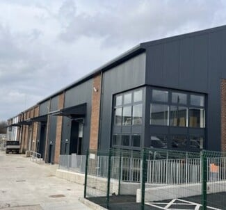 Más detalles de 76 Lincoln Rd, High Wycombe - Nave en alquiler