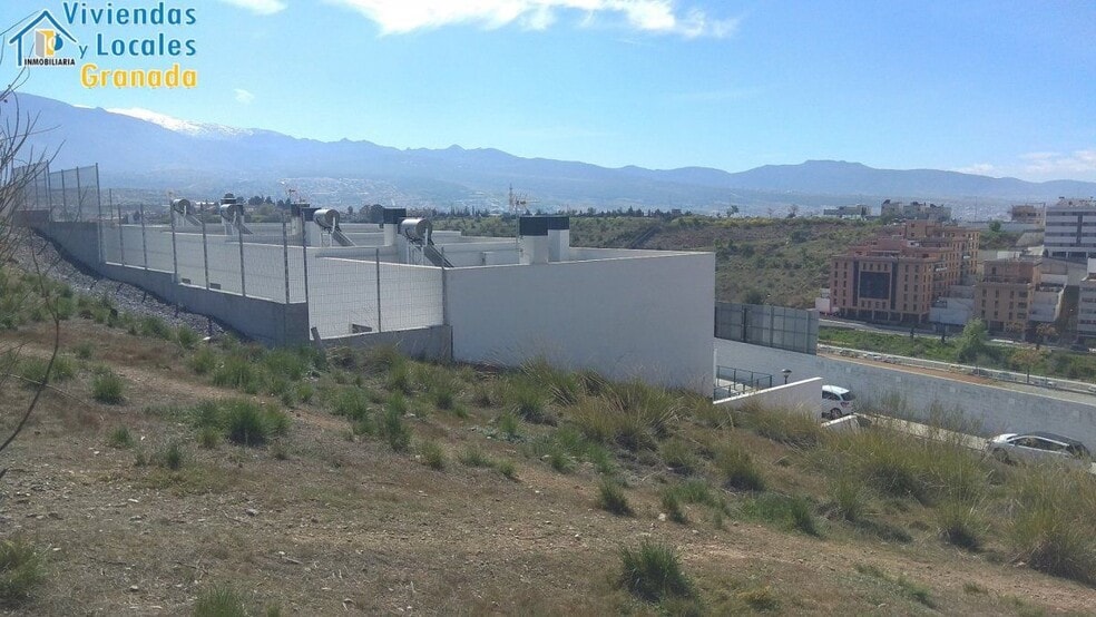 Terreno en Granada, Granada en venta - Foto del edificio - Imagen 3 de 4