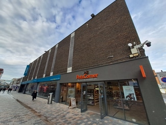 Más detalles de 6-10 Princess Way, Camberley - Local en venta