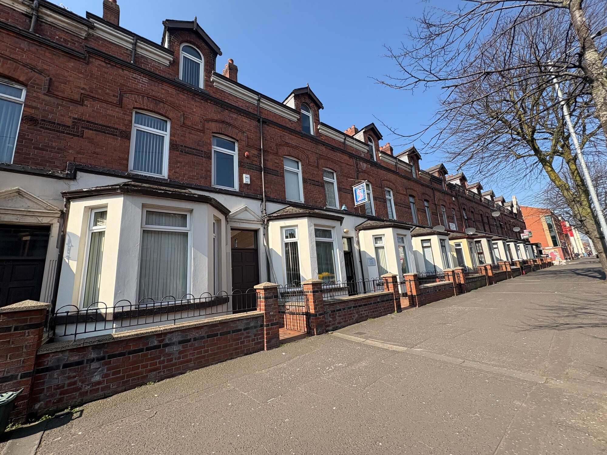 66-70 Springfield Rd, Belfast en venta Foto principal- Imagen 1 de 7