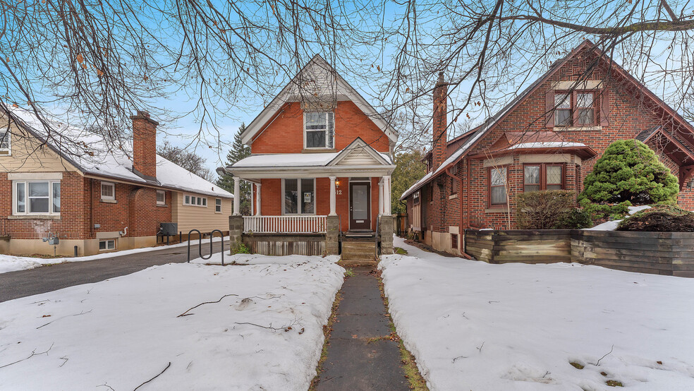 512 Oxford St E, London, ON en venta - Foto principal - Imagen 1 de 10