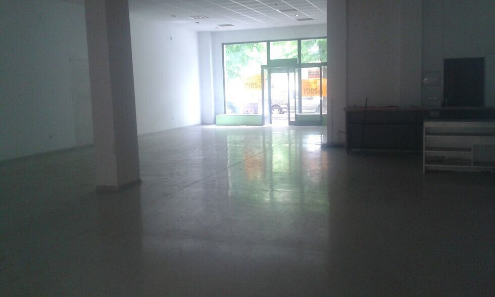 Local en Cáceres, Cáceres en alquiler - Foto del edificio - Imagen 1 de 14