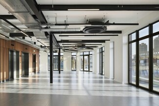 Más detalles de 14 St John's Ln, London - Oficina en alquiler