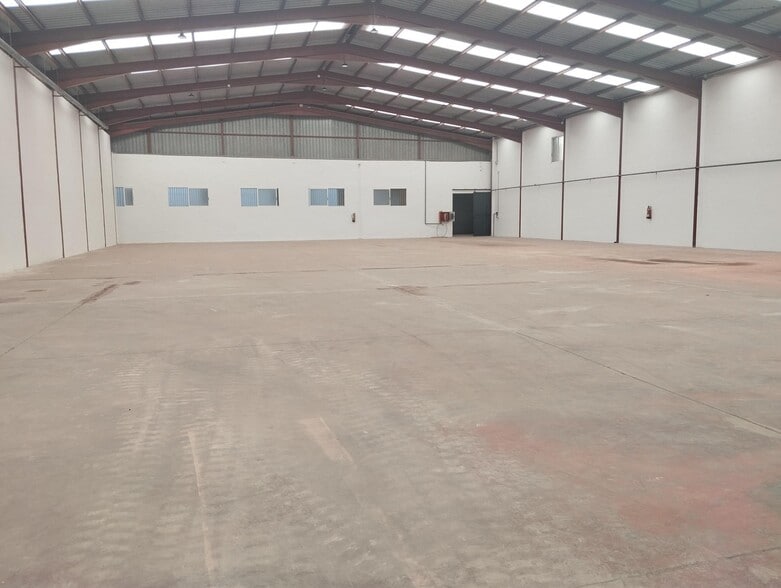 Nave en Crevillent en alquiler - Foto del interior - Imagen 3 de 6