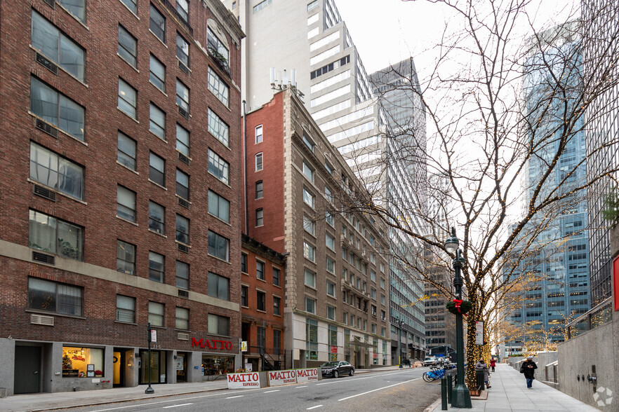 104-110 E 40th St, New York, NY en venta - Foto del edificio - Imagen 2 de 4