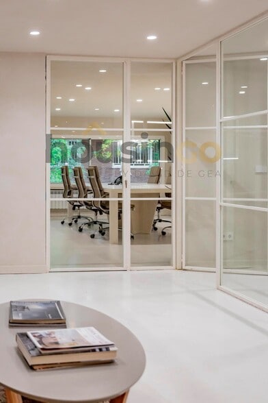 Edificio residencial en Madrid, Madrid en venta - Foto del interior - Imagen 1 de 3