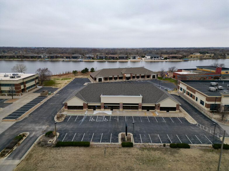 3607 N Ridge Rd, Wichita, KS en alquiler - Foto del edificio - Imagen 1 de 2