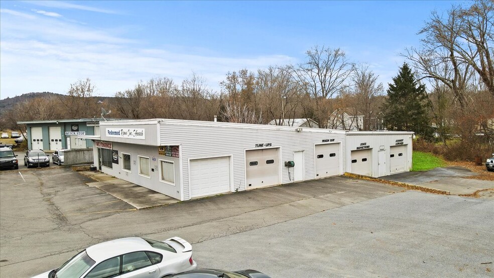 4718 Route 67, Hoosick Falls, NY en venta - Foto del edificio - Imagen 3 de 19