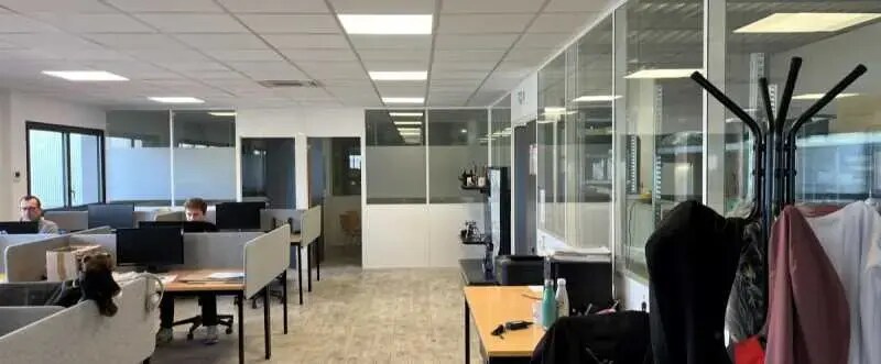 1623 Avenue Henri Schneider, Jonage en alquiler Foto del interior- Imagen 1 de 3