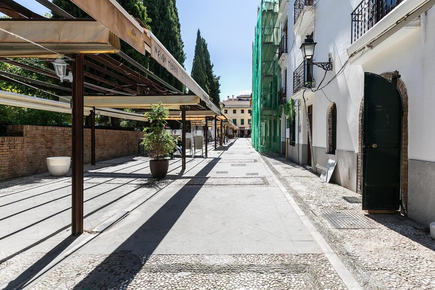 Plaza Campo del Príncipe, 19, Granada, Granada en venta - Foto del edificio - Imagen 2 de 19