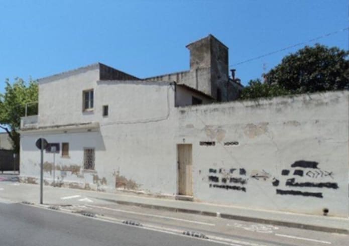 Sector 8 Renfe - La Bòvila cartera de 2 inmuebles en venta en LoopNet.es Foto del edificio- Imagen 1 de 7