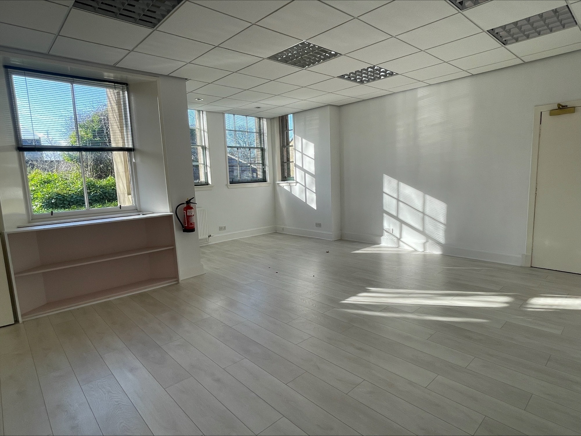 Dalhousie Rd, Dalkeith en alquiler Foto del interior- Imagen 1 de 7