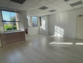 Dalhousie Rd, Dalkeith en alquiler Foto del interior- Imagen 1 de 7