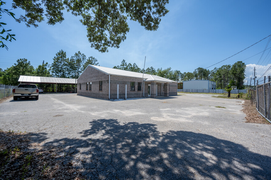 1045 S Fairfield Dr S, Pensacola, FL en venta - Foto del edificio - Imagen 2 de 24